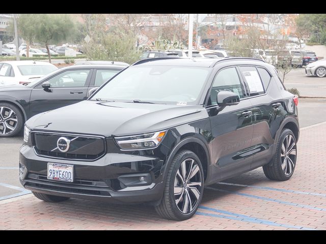 2022 Volvo XC40 Recharge Pure Electric Twin Plus