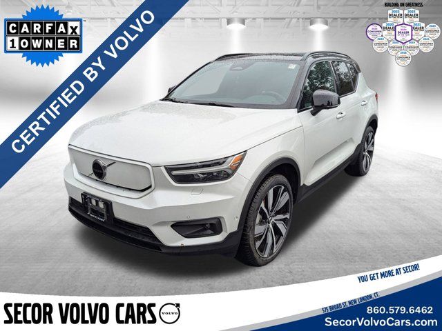 2022 Volvo XC40 Recharge Pure Electric Twin Plus