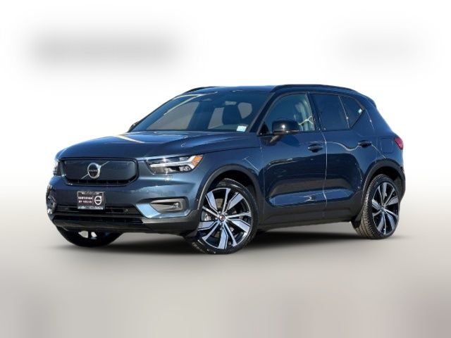 2022 Volvo XC40 Recharge Pure Electric Twin Plus