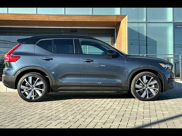 2022 Volvo XC40 Recharge Pure Electric Twin Plus