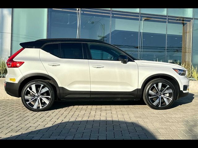 2022 Volvo XC40 Recharge Pure Electric Twin Plus