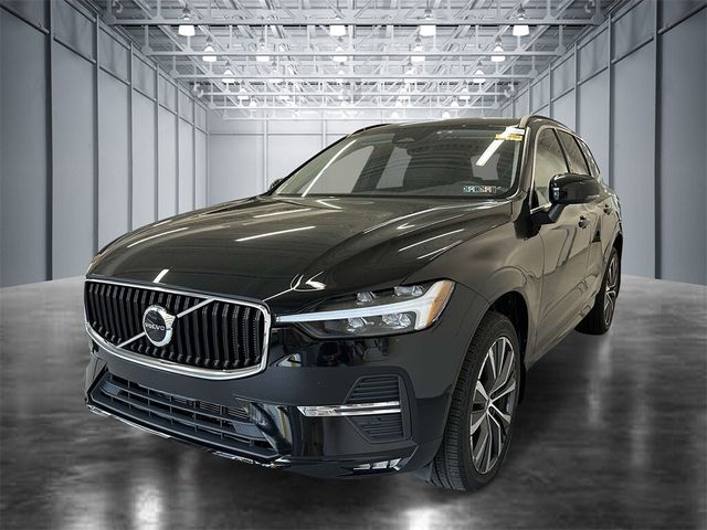 2022 Volvo XC60 Momentum