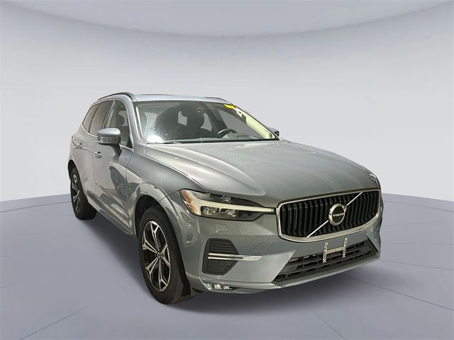 2022 Volvo XC60 Momentum