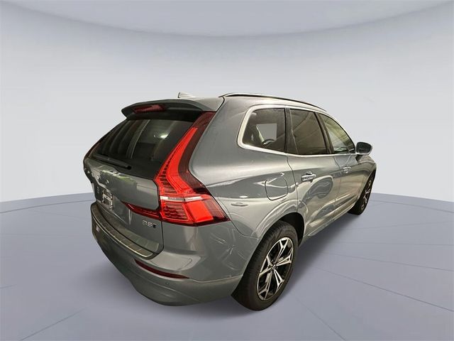 2022 Volvo XC60 Momentum