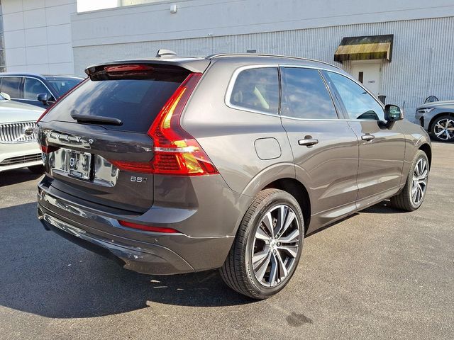 2022 Volvo XC60 Momentum