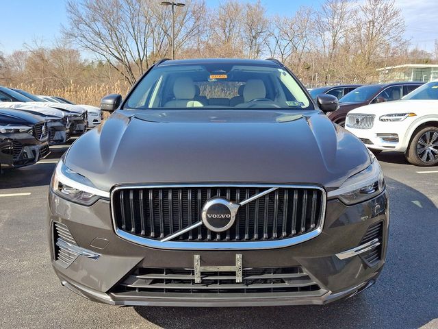 2022 Volvo XC60 Momentum
