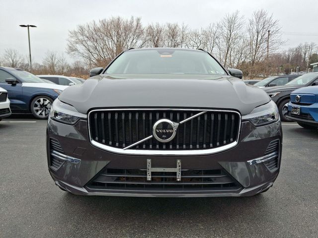 2022 Volvo XC60 Momentum