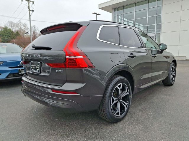2022 Volvo XC60 Momentum
