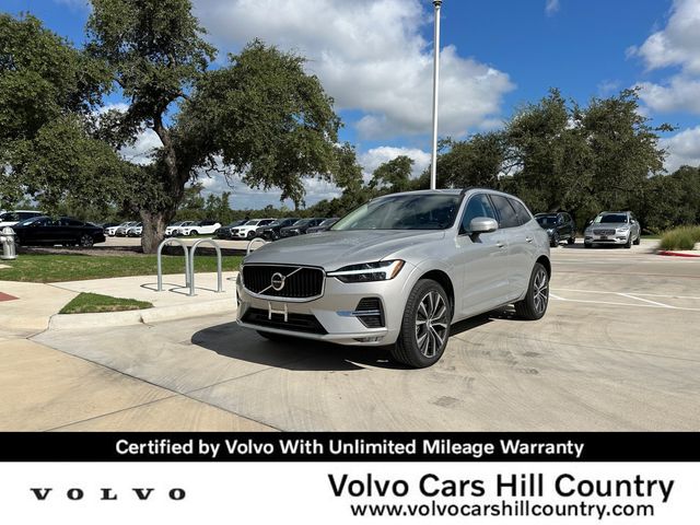 2022 Volvo XC60 Momentum