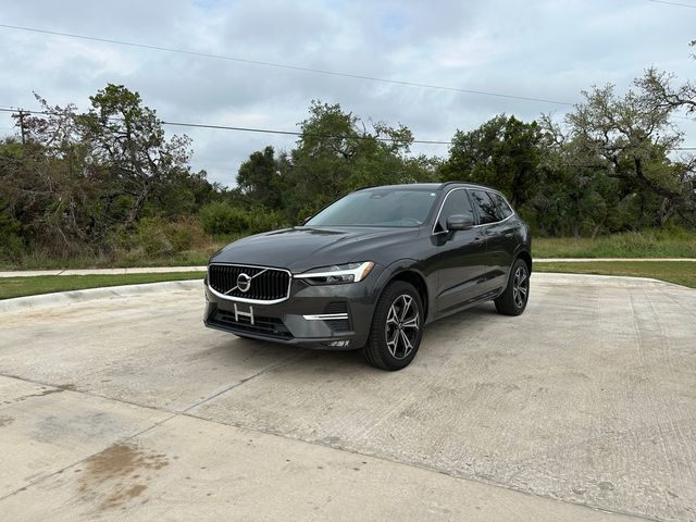 2022 Volvo XC60 Momentum