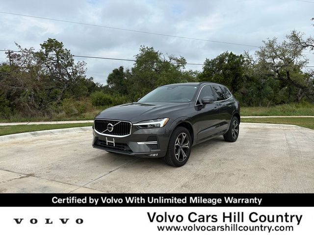 2022 Volvo XC60 Momentum