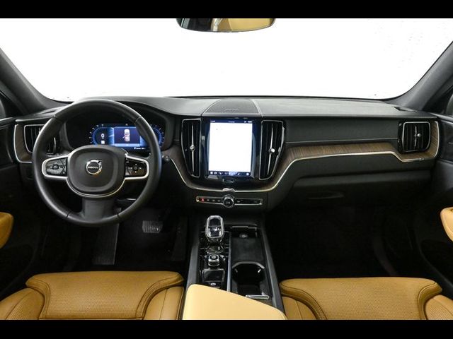 2022 Volvo XC60 Inscription