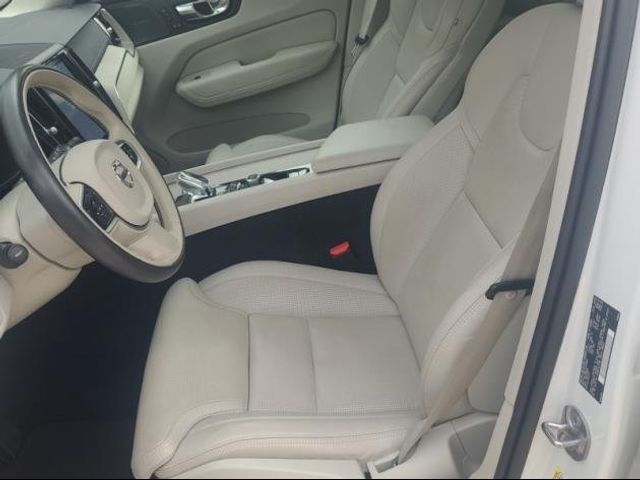 2022 Volvo XC60 Inscription
