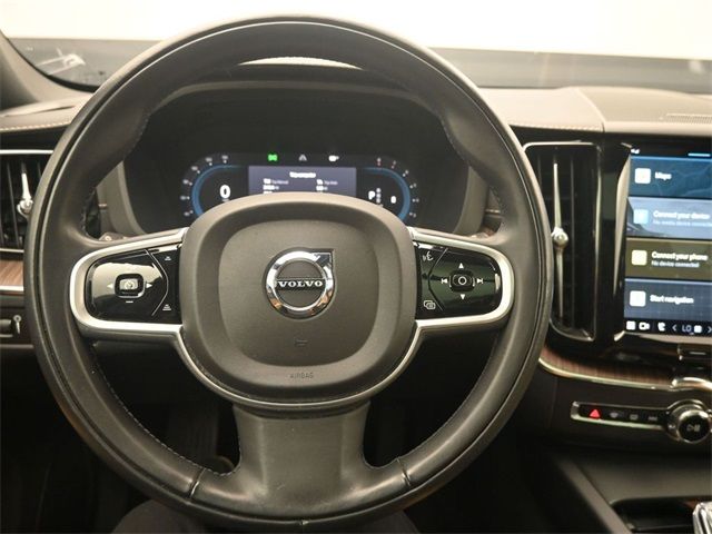 2022 Volvo XC60 Inscription