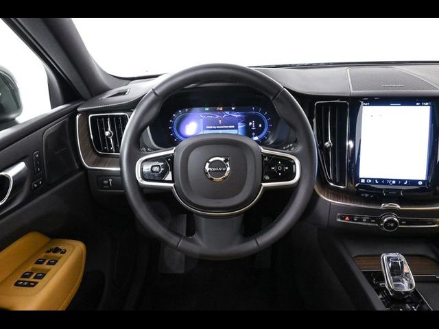 2022 Volvo XC60 Inscription