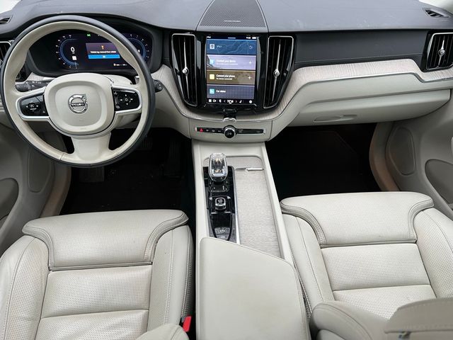 2022 Volvo XC60 Inscription