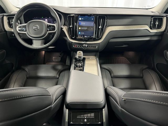 2022 Volvo XC60 Inscription