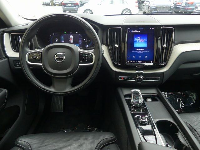 2022 Volvo XC60 Inscription