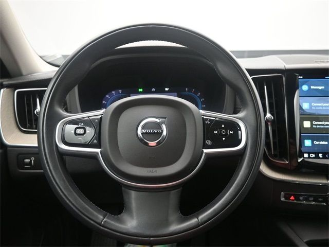 2022 Volvo XC60 Inscription