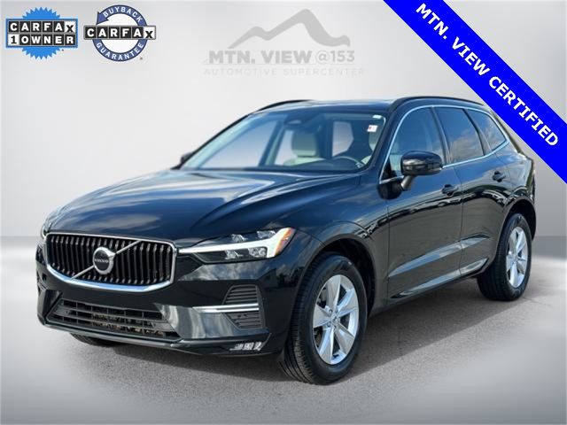 2022 Volvo XC60 Momentum