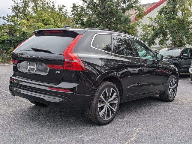 2022 Volvo XC60 Momentum