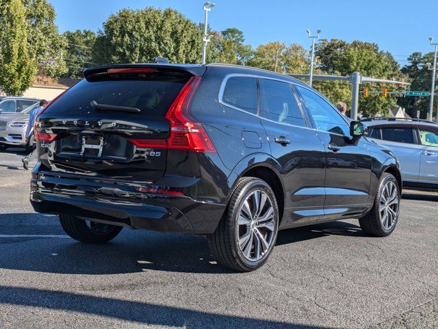 2022 Volvo XC60 Momentum