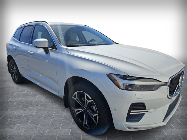 2022 Volvo XC60 Momentum