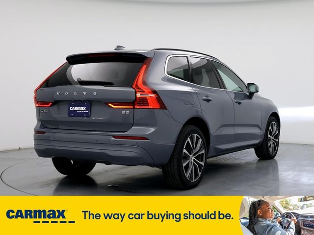 2022 Volvo XC60 Momentum