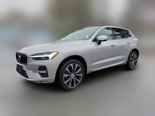 2022 Volvo XC60 Momentum