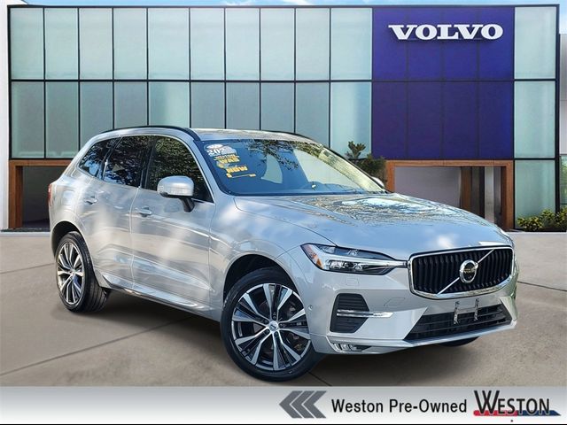 2022 Volvo XC60 Momentum