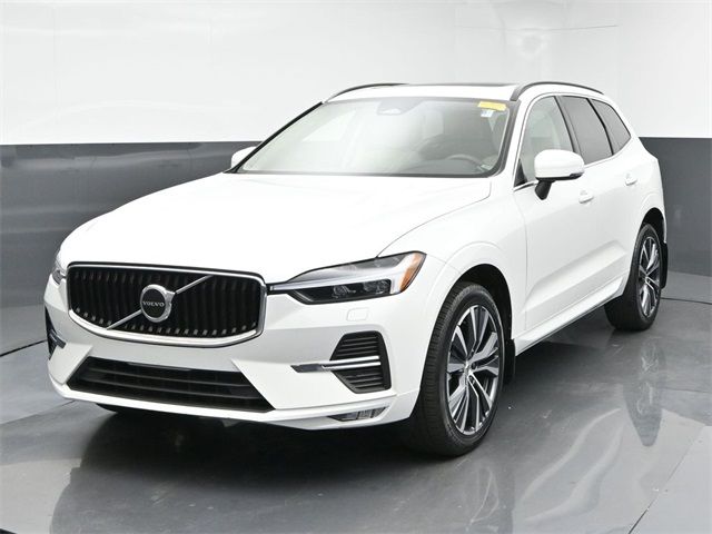 2022 Volvo XC60 Momentum