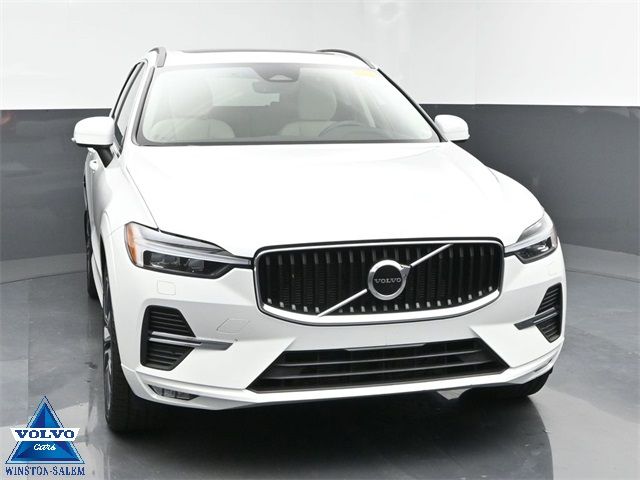 2022 Volvo XC60 Momentum