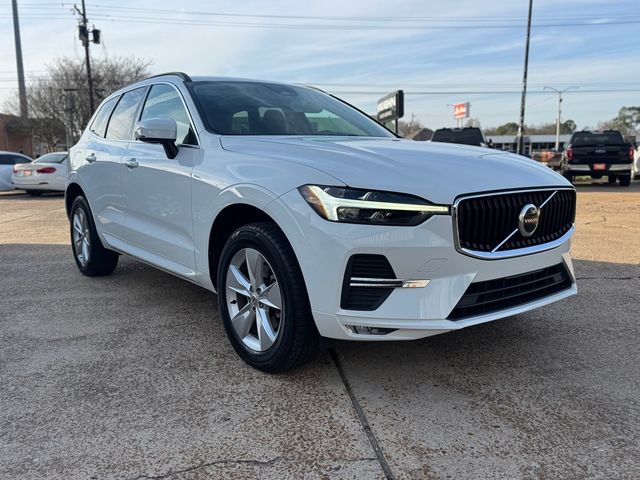 2022 Volvo XC60 Momentum