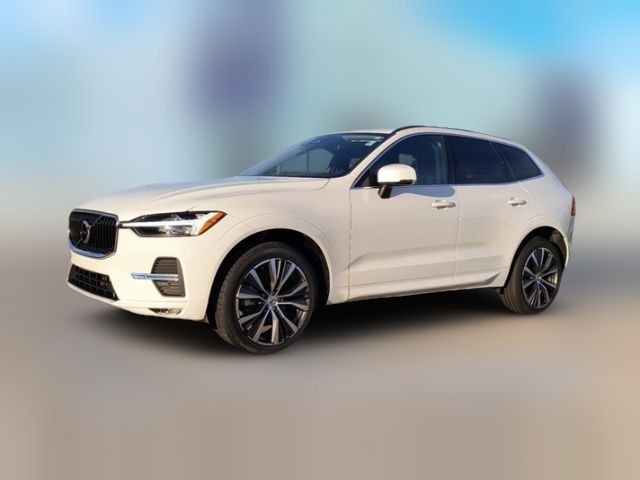 2022 Volvo XC60 Momentum