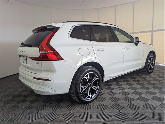 2022 Volvo XC60 Momentum