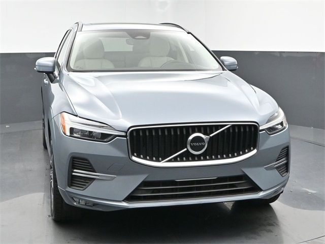 2022 Volvo XC60 Momentum