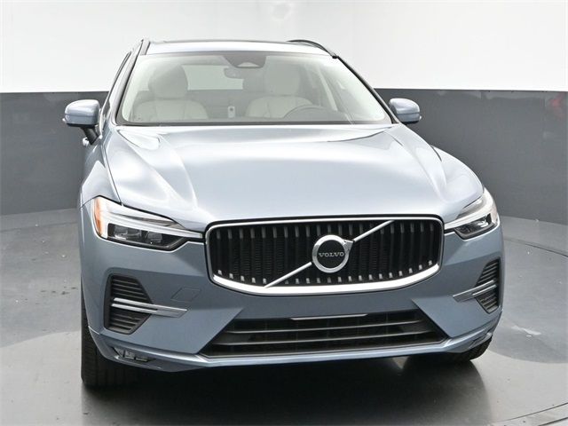 2022 Volvo XC60 Momentum