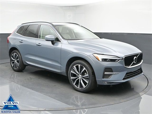 2022 Volvo XC60 Momentum