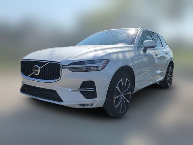 2022 Volvo XC60 Momentum