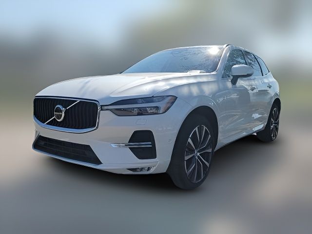 2022 Volvo XC60 Momentum