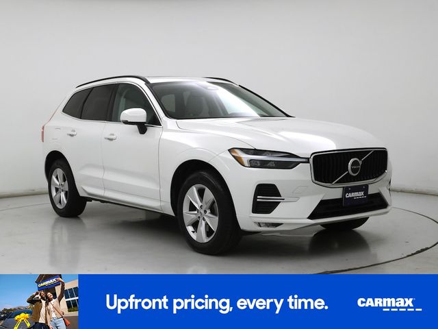 2022 Volvo XC60 Momentum