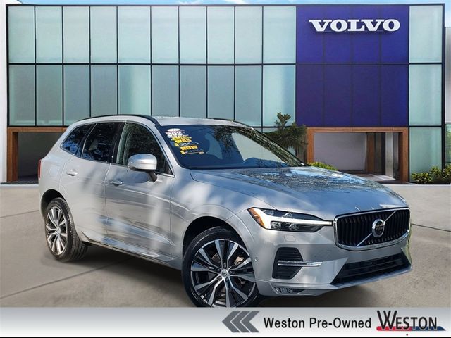 2022 Volvo XC60 Momentum