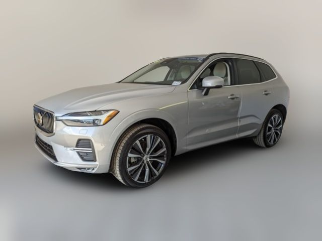 2022 Volvo XC60 Momentum