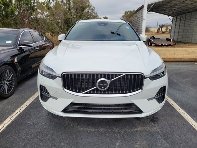 2022 Volvo XC60 Momentum