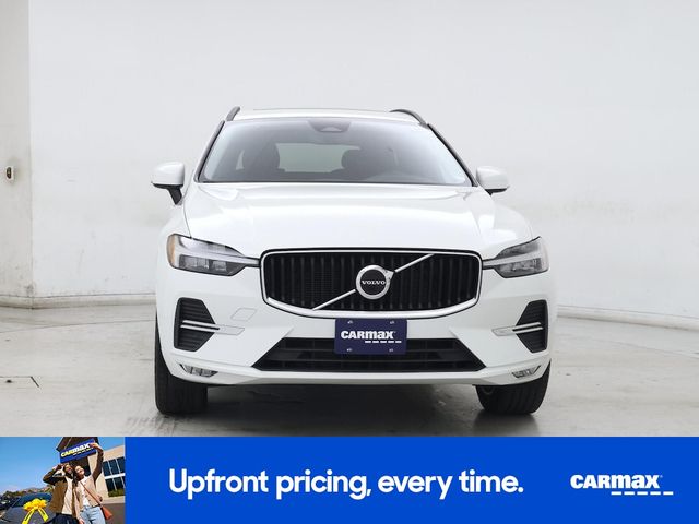 2022 Volvo XC60 Momentum