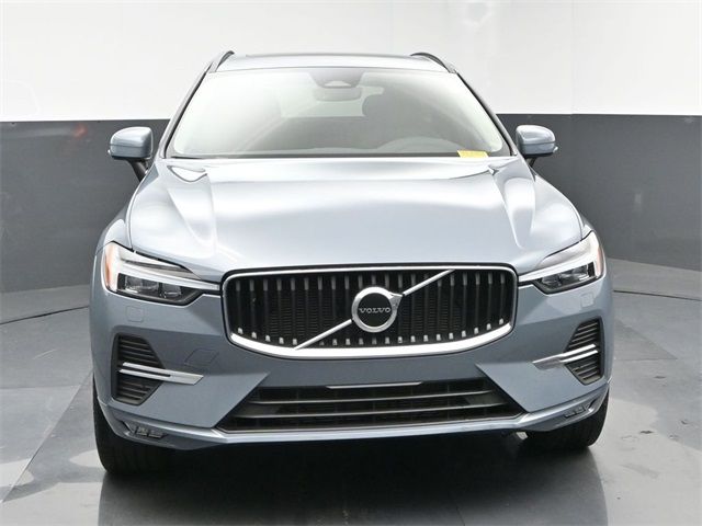 2022 Volvo XC60 Momentum