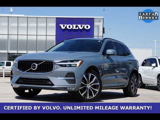 2022 Volvo XC60 Momentum