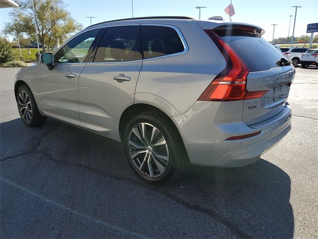 2022 Volvo XC60 Momentum