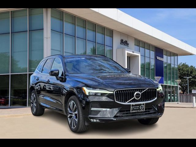 2022 Volvo XC60 Momentum