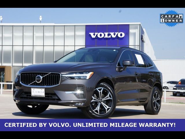 2022 Volvo XC60 Momentum